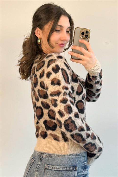 Taş Leopar Desen Sakallı Soft Triko Hırka