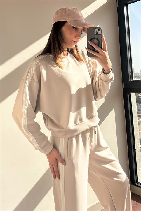 Taş Şeritli Pantolon Sweatshirt Takım