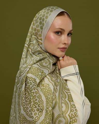SV-BAL-40 Beyaz Işık & Altın Zeytin Bala Hatun Desen  Şal