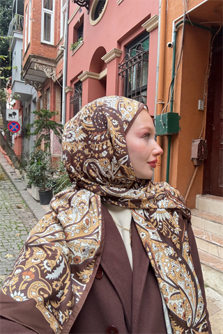 Deryanın Acı Kahve Balamir Desen İpek Şal Tercihi