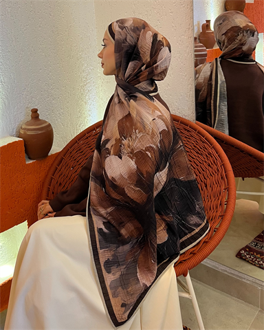 Ekru Floral Desenli Müslin Şal
