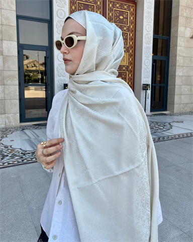 Ekru Lavin Desen Jakar Şal
