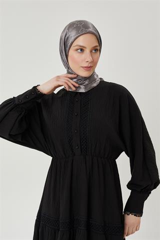 Gri G Desen Parlak Jakar Eşarp