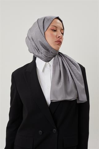 Gri Shine Desen Jakar Şal