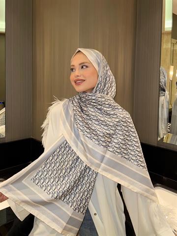 İthal Buz Mavi & Gold CD Desen Twill İpek Şal 