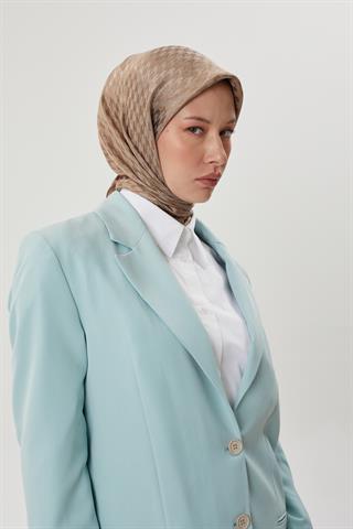 Koyu Vizon Kazayağı Desen Parlak Jakar Eşarp