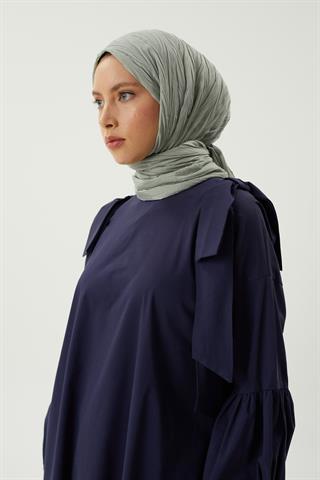 Hazal Aydının Pastel Yeşili Piliseli Bambu Şal Tercihi