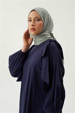 Hazal Aydının Pastel Yeşili Piliseli Bambu Şal Tercihi