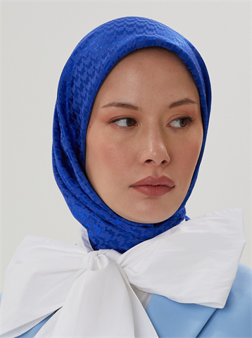 Saks Mavisi Kazayağı Desen Parlak Jakar Eşarp