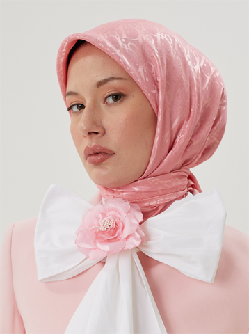 Şeker Pembe D Desen Parlak Jakar Eşarp