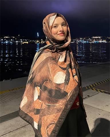 Tozlu Kahve Saçak Desenli Müslin Şal