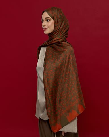 S-LALE-17 Zeytin Kabuğu & Tarçın Işıltısı Lale Bahçesi Desen Şal