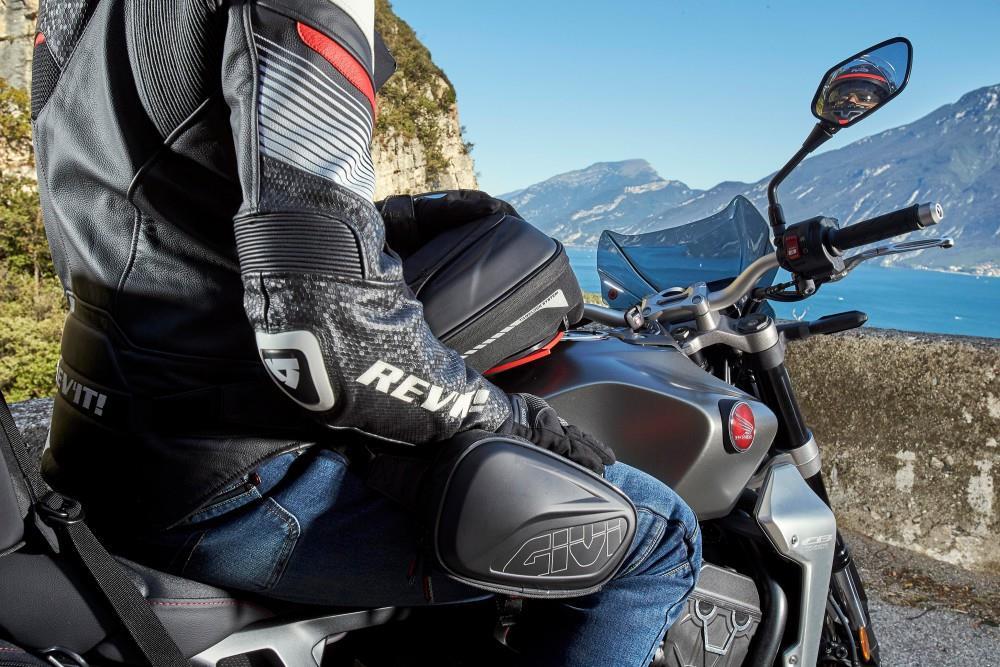 Givi ST608B Bacak Çantası