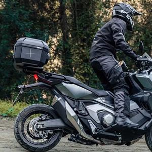 Shad Terra TR-41 Alüminyum Arka Çanta - Black