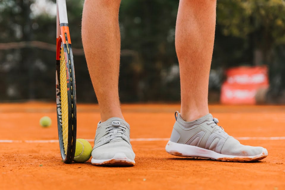 Tenis Ayakkabısı Nasıl Olmalı?