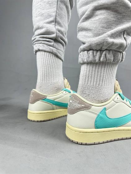 Elagance Travis Scott x Tiffany Co Blue