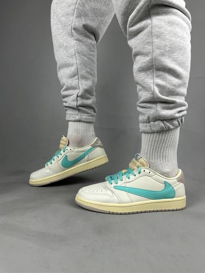 Elagance Travis Scott x Tiffany Co Blue