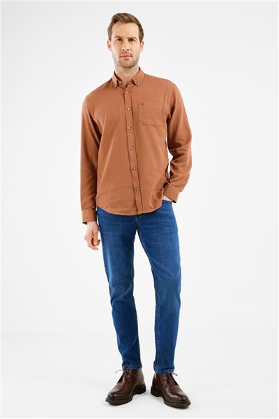 Bej Düğmeli Yaka Cepli Uzun Kol Slim Fit %100 Pamuk Gömlek 1004255213