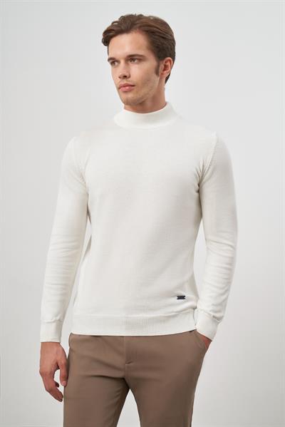 Açık Krem Uzun Kol Düz Örme Yarım Balıkçı Yaka Classic Comfort Fit Triko 1012245001