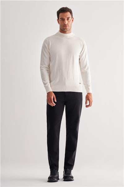 Krem Yarım Balıkçı Yaka Cepsiz Comfort Fit Classic Yünlü Triko Kazak 1012255001