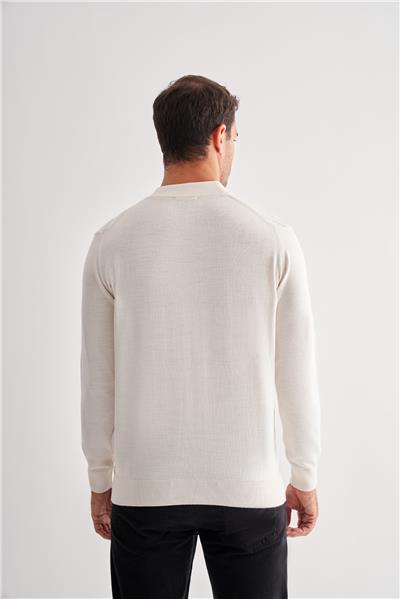 Açık Krem Yarım Balıkçı Yaka Uzun Kol Cepsiz Comfort Fit Classic Yünlü Triko Kazak 1012255209