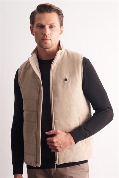 Bej Dik Yaka Fermuarlı Casual Slim Fit Kapitone Yelek 1009255103