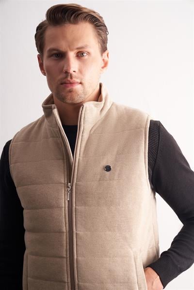 Bej Dik Yaka Fermuarlı Casual Slim Fit Kapitone Yelek 1009255103