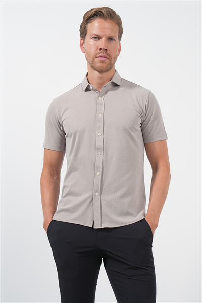 Bej İtalyan Yaka Kısa Kol Cepsiz Slim Fit Esnek Gömlek 1004260159
