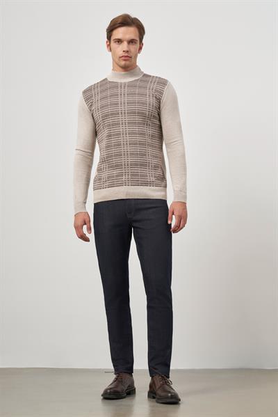 Bej Uzun Kol Kendinden Desenli Örme Yarım Balıkçı Yaka Classic Comfort Fit Triko 1012245158