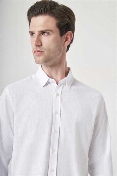 Beyaz Biritli Yaka Uzun Kol Cepsiz Slim Fit Pamuklu Gömlek 1004260207