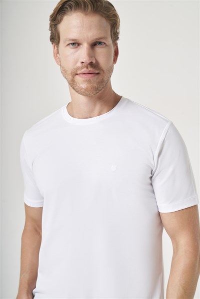 Beyaz Bisiklet Yaka Kısa Kol Örme Slim Fit Esnek Basic Tişört 1011260184