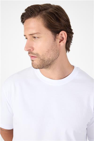 Beyaz Bisiklet Yaka Kısa Kol Slim Fit Pamuklu Tişört 1011250191