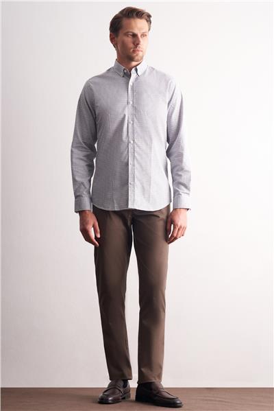 Beyaz - Haki Düğmeli Yaka Kareli Desen Uzun Kol Premium Slim Fit %100 Pamuk Gömlek 1004255185