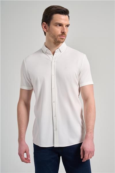 Beyaz Kısa Kol Düz Örme İtalyan Yaka Cepsiz Pamuklu Classic Slim Fit Gömlek 1004250156