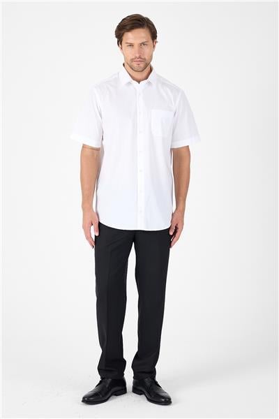 Beyaz Kısa Kol Sert Yaka Cepli  Comfort Fit %100 Pamuk Gömlek 1004250265