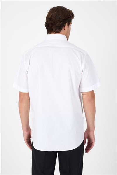Beyaz Kısa Kol Sert Yaka Cepli  Comfort Fit %100 Pamuk Gömlek 1004250265