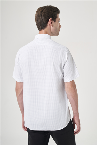 Beyaz-Lacivert Düğmeli Yaka Kısa Kol Cepli Comfort Fit Pamuklu Gömlek 1004260185