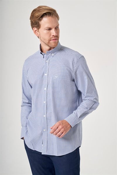 Beyaz-Lacivert Düğmeli Yaka Uzun Kol Cepli Kareli Desen Comfort Fit %100 Pamuk Gömlek 1004260218