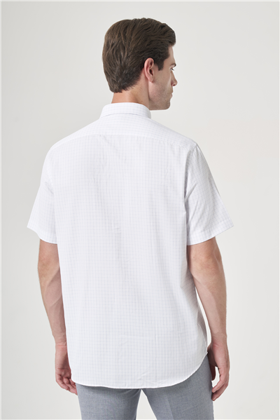 Beyaz-Mavi Düğmeli Yaka Kısa Kol Cepli Comfort Fit Pamuklu Gömlek 1004260188