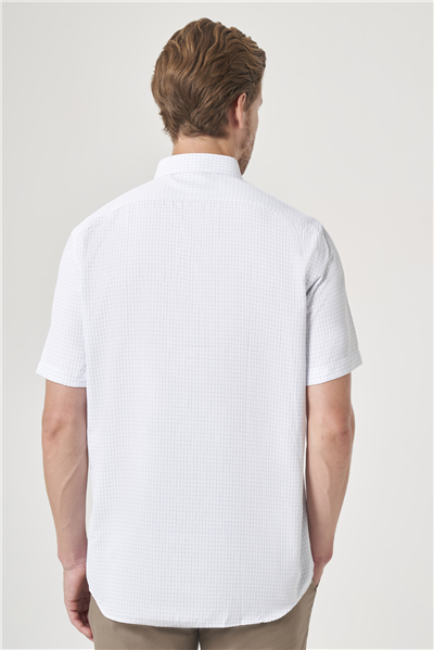 Beyaz-Mavi Düğmeli Yaka Kısa Kol Cepli Comfort Fit Pamuklu Gömlek 1004260185