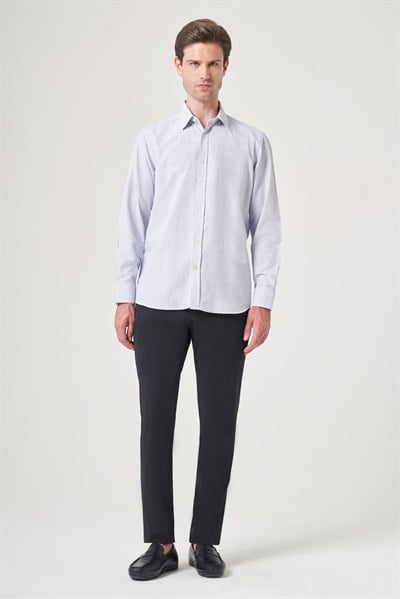 Beyaz-Mavi Sert Yaka Uzun Kol Cepli Comfort Fit Pamuklu Gömlek 1004260223