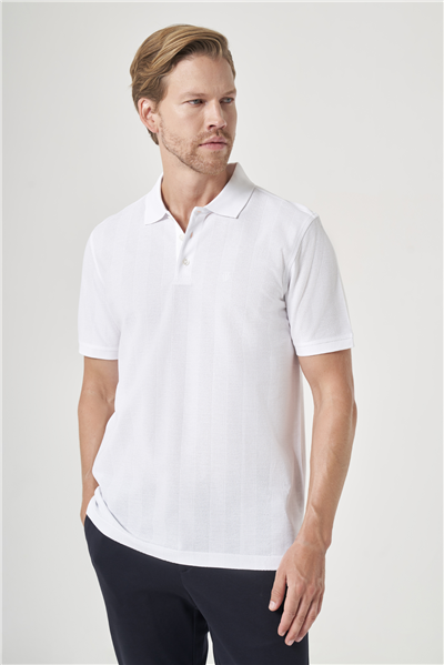 Beyaz Polo Yaka Kısa Kol Cepsiz Comfort Fit %100 Pamuk Tişört 1011260162