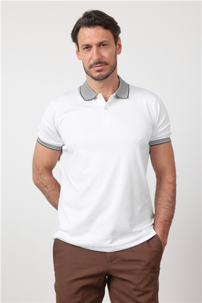 Beyaz Polo Yaka Kısa Kol Cepsiz Comfort Fit Pamuklu Tişört 1011260153