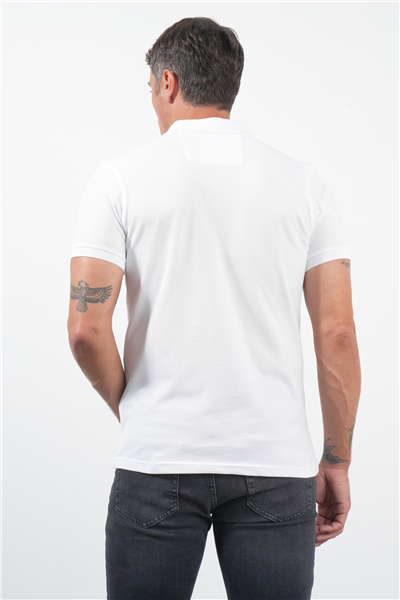 Beyaz Polo Yaka Kısa Kol Cepsiz Slim Fit Pamuklu Tişört 1011260154