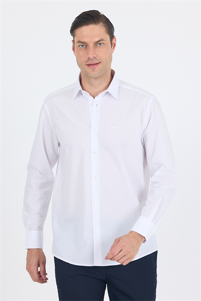 Beyaz Sert Yaka Uzun Kol Cepsiz Comfort Fit Pamuklu Gömlek 1004255287