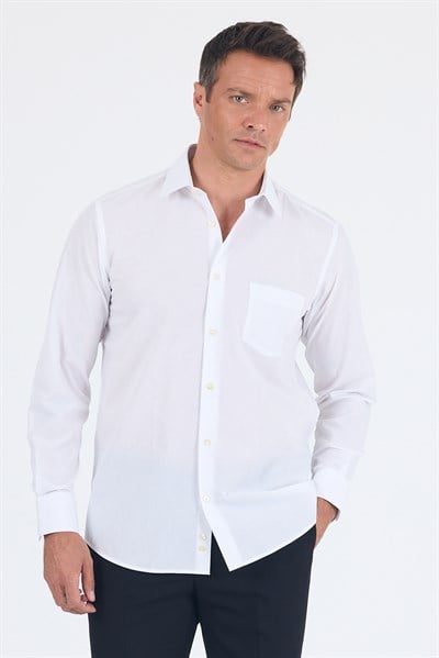 Beyaz Sert Yaka Uzun Kol Comfort Fit Pamuklu Gömlek 1004265002