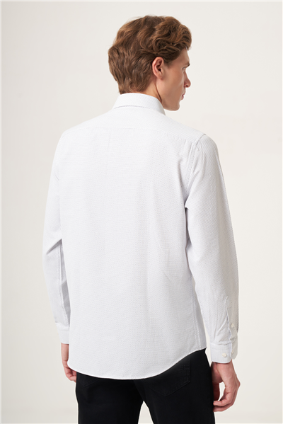 Beyaz-Siyah Sert Yaka Slim Fit Pamuklu Gömlek 1004265123