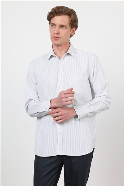 Beyaz-Siyah Sert Yaka Uzun Kol Cepli Comfort Fit Pamuklu Gömlek 1004260222