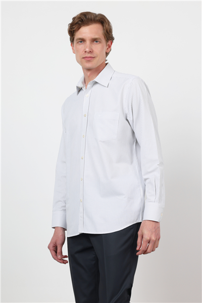 Beyaz-Siyah Sert Yaka Uzun Kol Cepli Comfort Fit Pamuklu Gömlek 1004260222