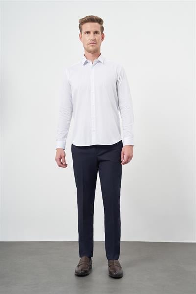 Beyaz Uzun Kol Çizgili Desen Gabardin Sert Yaka Cepsiz Pamuklu Classic Slim Fit Gömlek 1004245205